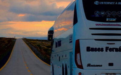 Buses from Puerto Natales to Torres del Paine.